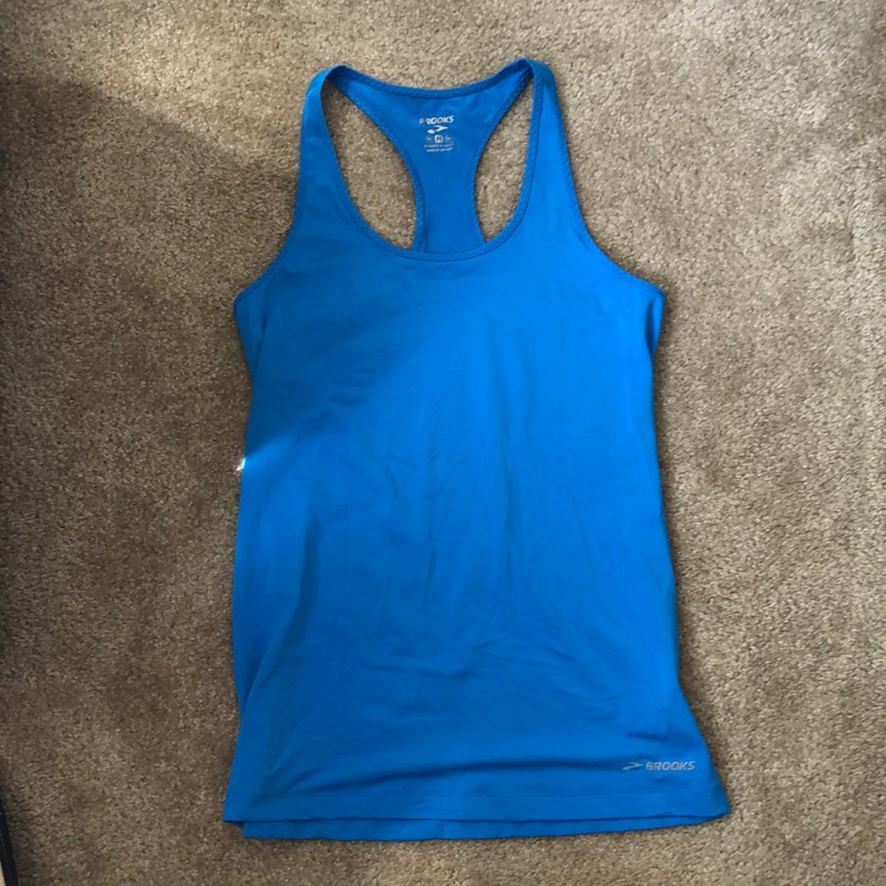 Brooks raced back tank